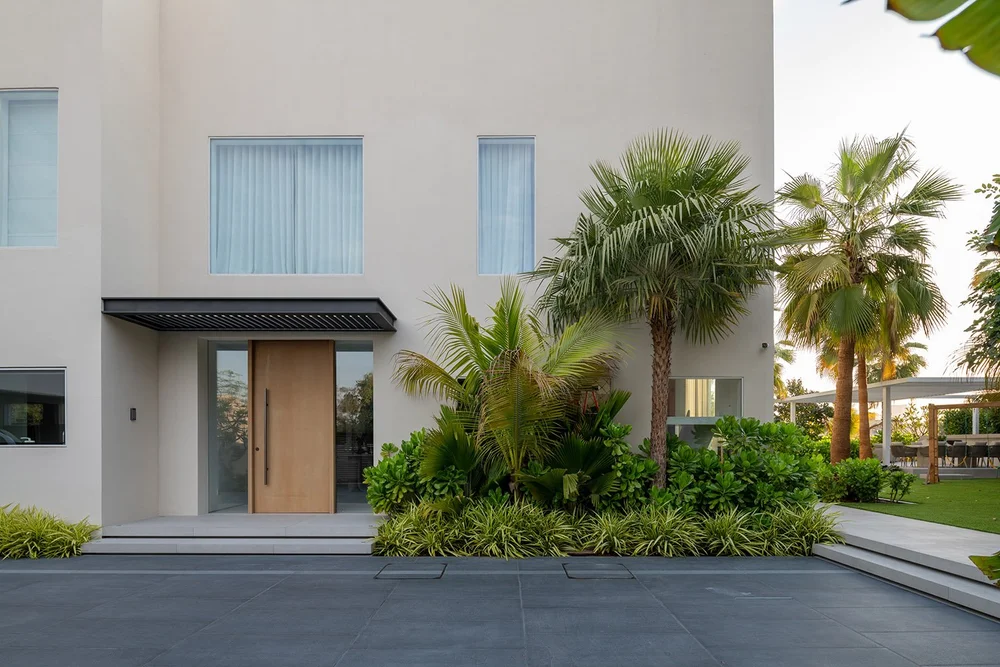 The Signature Touch Of A Luxury Landscape Company